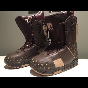 Burton “Mint” Snowboarding Boots, Brown, 8.5